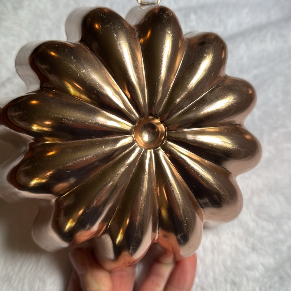 Vintage Copper Gelatin Mold - Picture 4 of 6